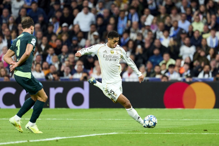 九游官网-巴恩斯谈贝林厄姆遭批：他没缺席训练也没被罚款，场上踢得好就行